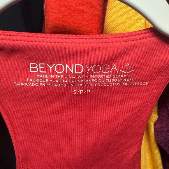 Beyond Yoga Powerbeyond Intensity Cropped Tank in Retro Red Size Small RT$78 - Picture 7 of 8